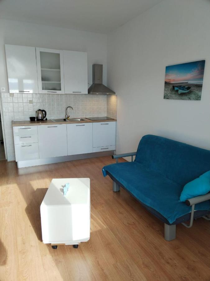 Apartments By The Sea Duce, Omis - 2731 Dugi Rat Exterior photo